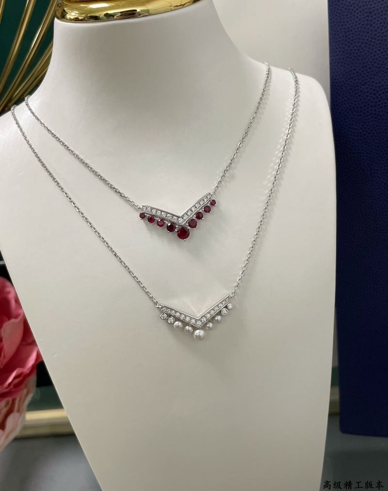 CHAUMET